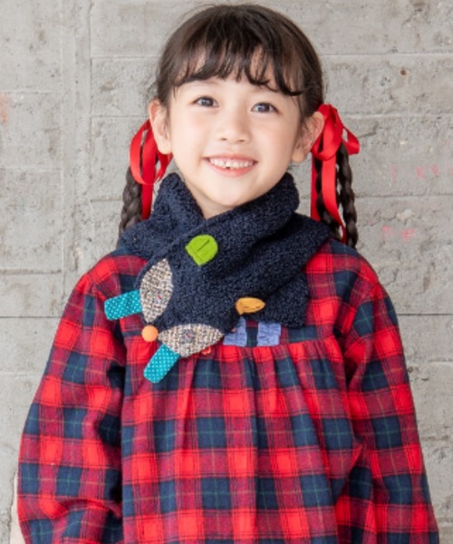RAGMART（ラグマート）の「ボアマフラー（マフラー・キッズ・ベージュ/ネイビー/アイボリー・M/S）」の7枚目の写真