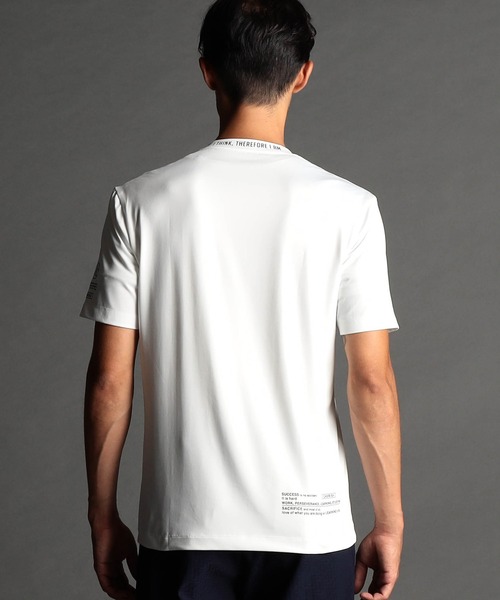 NICOLE CLUB FOR MEN（ニコルクラブフォーメン）の「ロゴ半袖Tシャツ（Tシャツ/カットソー・メンズ・オフホワイト/ブラック/キナリ/オレンジ系・MEDIUM/LARGE/X-LARGE）」の9枚目の写真