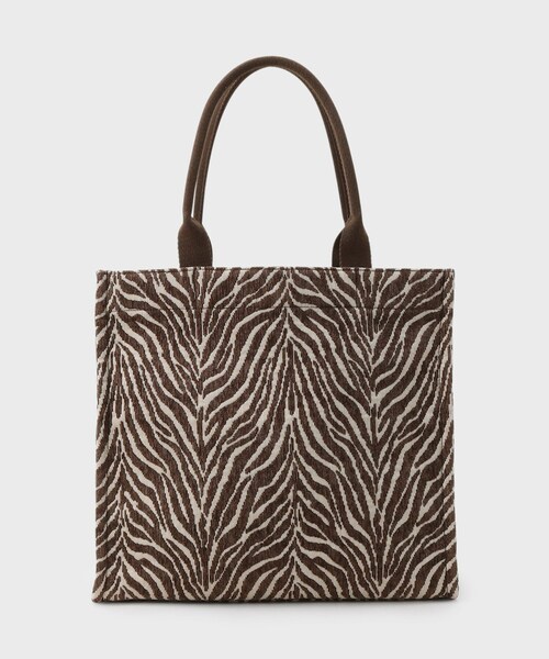 INDIVI(インディヴィ)の「◆【大人気バッグ!/A4収納可能】ジャカードスクエアバッグ(トートバッグ・レディース・チャコール/ダークブラウン系3/ブラック系3/グレー系3・00)」の4枚目の写真