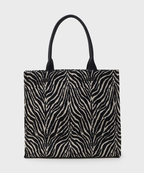 INDIVI(インディヴィ)の「◆【大人気バッグ!/A4収納可能】ジャカードスクエアバッグ(トートバッグ・レディース・チャコール/ダークブラウン系3/ブラック系3/グレー系3・00)」の7枚目の写真