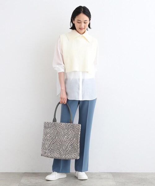 INDIVI(インディヴィ)の「◆【大人気バッグ!/A4収納可能】ジャカードスクエアバッグ(トートバッグ・レディース・チャコール/ダークブラウン系3/ブラック系3/グレー系3・00)」の16枚目の写真