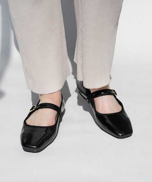 RiiiKa(リーカ)の「【RiiiKa/リーカ】スクエアメリージェーンパンプス(バレエシューズ・レディース・ゴールド/レオパード/ブラック・LL/S/M/L)」の1枚目の写真