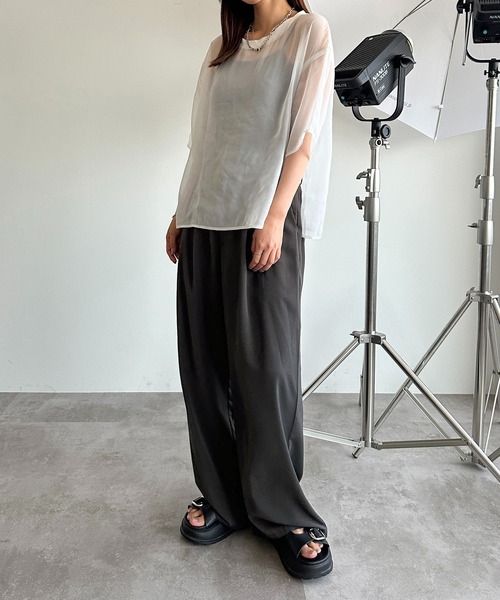 apres jour mignon(アプレジュールミニョン)の「シアーTシャツ【ZOZOTOWN限定アイテム】(シャツ/ブラウス・レディース・ピンク/オフホワイト/チャコールグレー/ブラック・X-LARGE/フリー)」の7枚目の写真