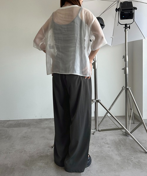 apres jour mignon(アプレジュールミニョン)の「シアーTシャツ【ZOZOTOWN限定アイテム】(シャツ/ブラウス・レディース・ピンク/オフホワイト/チャコールグレー/ブラック・X-LARGE/フリー)」の6枚目の写真