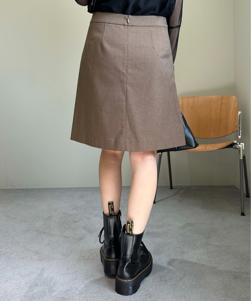 1chaku.(イッチャク)の「台形ミニスカート(スカート・レディース・ブラウン系その他/チャコールグレー×ブラック/ブラック×ホワイト/ブラック×グレー・XL/L/M/S/XS)」の7枚目の写真