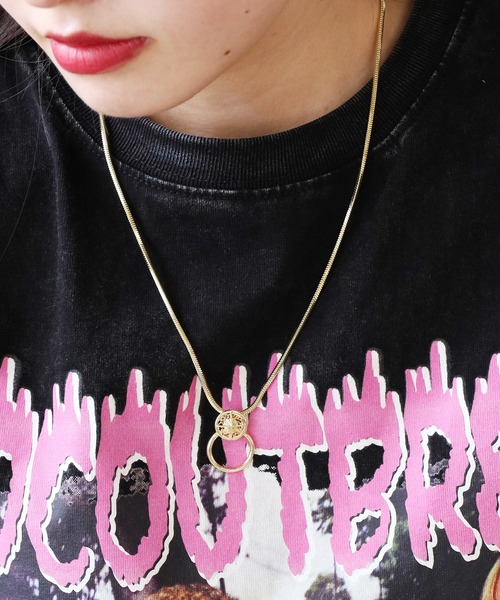 blatto（ブラット）の「blatto/ブラット glasses holder サングラスホルダー メガネ掛け 2WAY 低アレルギー素材 oku-glasses holder-00413（ネックレス・メンズ・シルバー系3/ゴールド系5/シルバー系1/シルバー系5/ゴールド系3/シルバー系4/シルバー系2・FREE）」の6枚目の写真