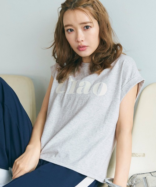 coca(coca)(コカ)の「フロッキープリントフレンチスリーブTシャツ(Tシャツ/カットソー・レディース・ホワイト/グレー・S/M/L)」の2枚目の写真