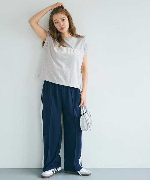 coca(coca)(コカ)の「フロッキープリントフレンチスリーブTシャツ(Tシャツ/カットソー・レディース・ホワイト/グレー・S/M/L)」の12枚目の写真