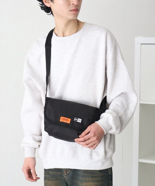 NEW ERA（ニューエラ）の「【UNIVERSAL OVERALL/ユニバーサルオーバーオール】ワンポイントロゴショルダーバッグ（ショルダーバッグ・メンズ・ブラック・FREE）」の12枚目の写真