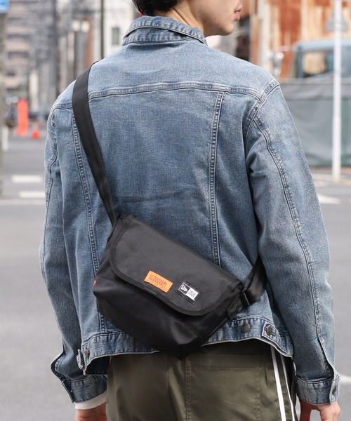 NEW ERA（ニューエラ）の「【UNIVERSAL OVERALL/ユニバーサルオーバーオール】ワンポイントロゴショルダーバッグ（ショルダーバッグ・メンズ・ブラック・FREE）」の9枚目の写真