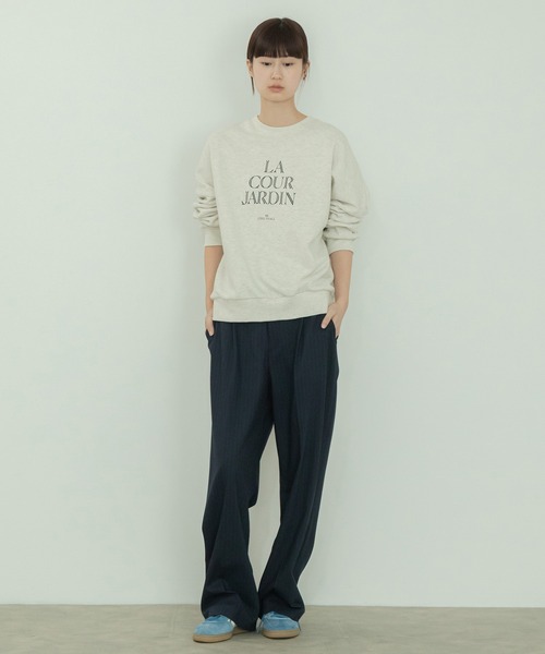 HEILIS(ヘイリス)の「裏毛ロゴルーズスウェットトップス / オーバーサイズ 長袖 プルオーバー シティガール 秋服 冬服 アイボリー グリーン ネイビー(スウェット・レディース・ネイビー/グリーン/アイボリー・FREE)」の9枚目の写真
