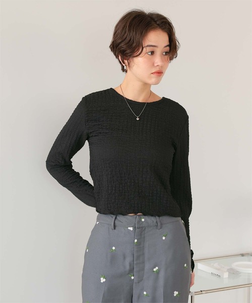 titivate(ティティベイト)の「前後2wayポコポコジャガードトップス(Tシャツ/カットソー・レディース・ブラック/アイボリー/ライトブルー/グリーン/イエロー系その他/ライトブラウン/レッド/ラベンダー・S/M/L)」の19枚目の写真