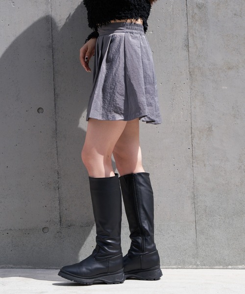 RAY CASSIN(レイカズン)の「プリーツボリュームミニスカート(スカート・レディース・ベージュ系その他2/ブラック/グレー・FREE)」の13枚目の写真