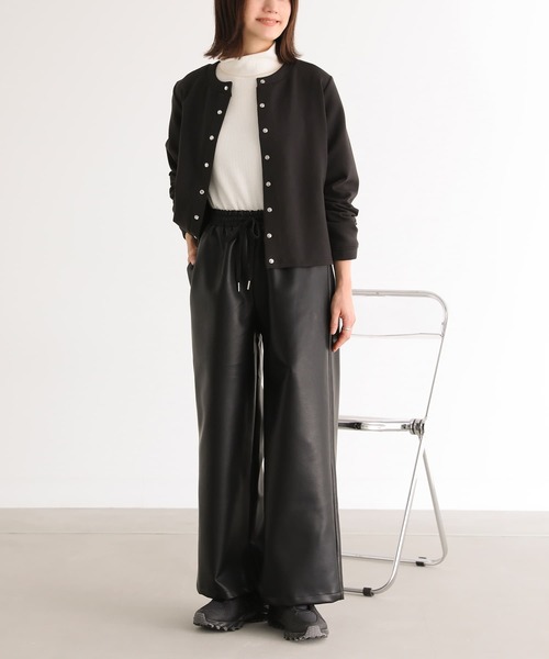 n'OrLABEL(ノアールレーベル)の「合成皮革ストレートワイドパンツ(その他パンツ・レディース・ブラック・1/2)」の7枚目の写真