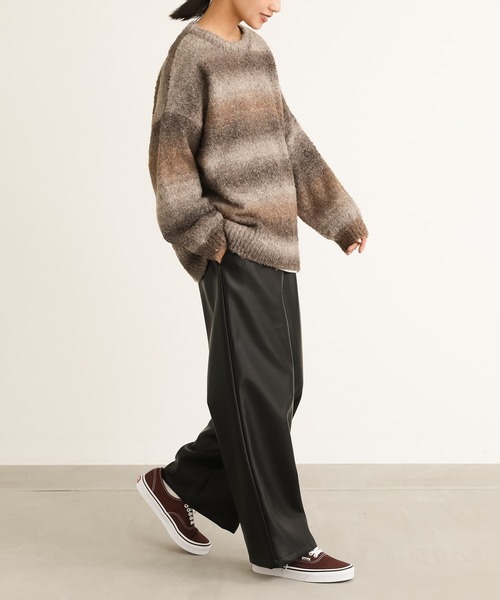 n'OrLABEL(ノアールレーベル)の「合成皮革ストレートワイドパンツ(その他パンツ・レディース・ブラック・1/2)」の3枚目の写真