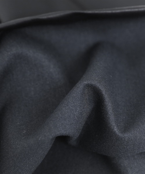 n'OrLABEL(ノアールレーベル)の「合成皮革ストレートワイドパンツ(その他パンツ・レディース・ブラック・1/2)」の15枚目の写真