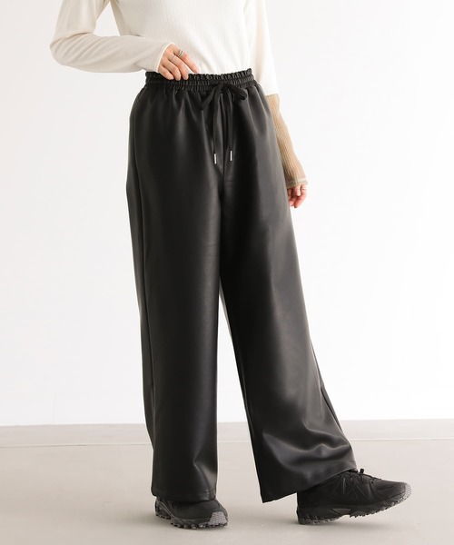 n'OrLABEL(ノアールレーベル)の「合成皮革ストレートワイドパンツ(その他パンツ・レディース・ブラック・1/2)」の10枚目の写真