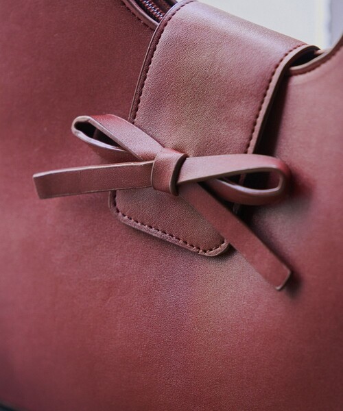 FREAK'S STORE（フリークスストア）の「限定展開　ワンポイント リボン ムーン ハンドバッグ（ハンドバッグ・レディース・ワイン/ブラック/ブラウン・ONE SIZE）」の9枚目の写真