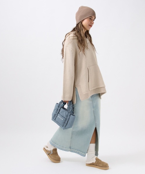 BAYFLOW（ベイフロー）の「[長財布も収納可能サイズ]フリルロゴトートS（トートバッグ・レディース・ブラック/ブルーグレー・FREE）」の3枚目の写真