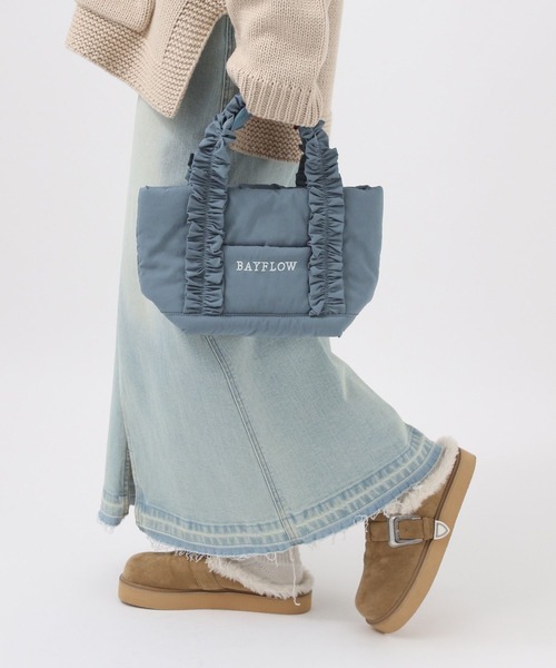 BAYFLOW（ベイフロー）の「[長財布も収納可能サイズ]フリルロゴトートS（トートバッグ・レディース・ブラック/ブルーグレー・FREE）」の9枚目の写真