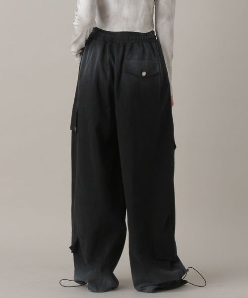 FOREVER 21（フォーエバー トゥエンティーワン）の「【2024FW】グランジカーゴパンツ（カーゴパンツ・レディース・ブラック/グレー系その他/カーキ・FREE）」の14枚目の写真