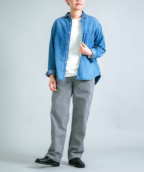 OMNIGOD（オムニゴッド）の「[OMNIGOD womens / オムニゴッド] 5.5ozデニム スプレッドカラーマニッシュシャツ（シャツ/ブラウス・レディース・インディゴブルー・2/3）」の5枚目の写真