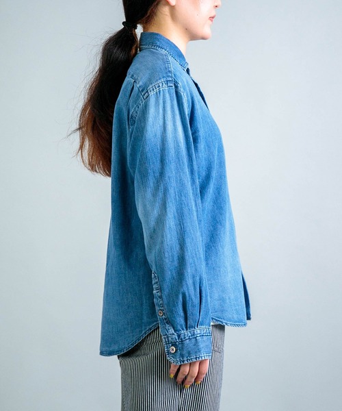 OMNIGOD（オムニゴッド）の「[OMNIGOD womens / オムニゴッド] 5.5ozデニム スプレッドカラーマニッシュシャツ（シャツ/ブラウス・レディース・インディゴブルー・2/3）」の8枚目の写真