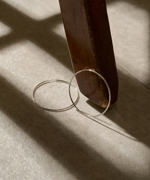 LOUNGEDRESS（ラウンジドレス）の「【PILGRIM/ピルグリム】 フープピアス（ピアス（両耳用）・レディース・シルバー/ゴールド・FREE）」の2枚目の写真