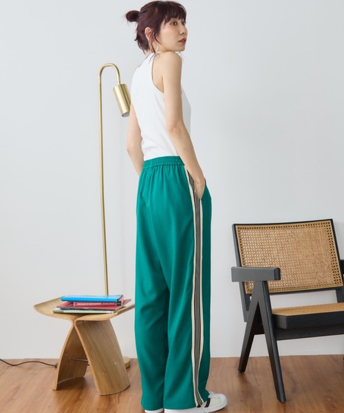 Auntie Rosa Holiday（アンティローザホリデー）の「サイドラインイージースラックスパンツ / サイズ展開あり（その他パンツ・レディース・グリーン/ネイビー/ブラック・SMALL/MEDIUM）」の15枚目の写真