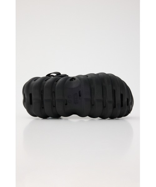 crocs（クロックス）の「エコー クロッグ（サンダル・レディース・アイボリー/ブラック・24cm/25cm/26cm/27cm/23cm）」の12枚目の写真