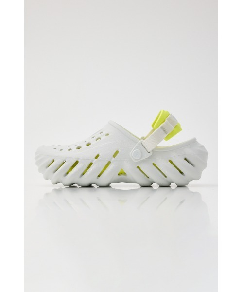 crocs（クロックス）の「エコー クロッグ（サンダル・レディース・アイボリー/ブラック・24cm/25cm/26cm/27cm/23cm）」の13枚目の写真