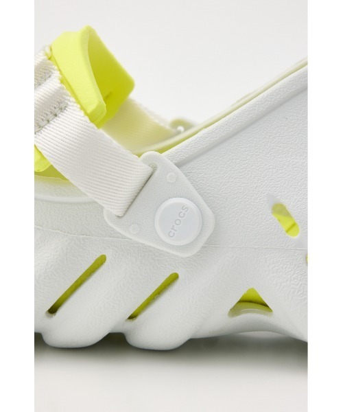 crocs（クロックス）の「エコー クロッグ（サンダル・レディース・アイボリー/ブラック・24cm/25cm/26cm/27cm/23cm）」の19枚目の写真