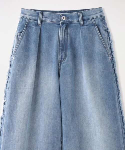 LOVELESS(ラブレス)の「サイドフリンジワイドデニム(デニムパンツ・レディース・ブルー系その他3/オフホワイト・34/36/38)」の15枚目の写真