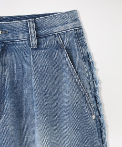 LOVELESS(ラブレス)の「サイドフリンジワイドデニム(デニムパンツ・レディース・ブルー系その他3/オフホワイト・34/36/38)」の17枚目の写真