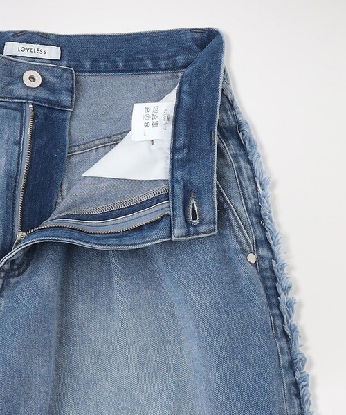 LOVELESS(ラブレス)の「サイドフリンジワイドデニム(デニムパンツ・レディース・ブルー系その他3/オフホワイト・34/36/38)」の19枚目の写真