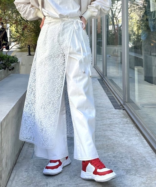 LOVELESS(ラブレス)の「サイドフリンジワイドデニム(デニムパンツ・レディース・ブルー系その他3/オフホワイト・34/36/38)」の3枚目の写真