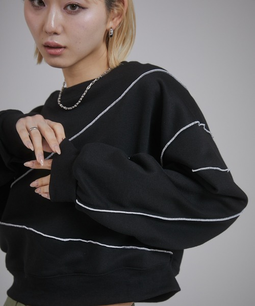 ENVYM(アンビー)の「バイカラーステッチスウェットPO(スウェット・レディース・ブラック/グレー/ダークグレー・FREE)」の4枚目の写真