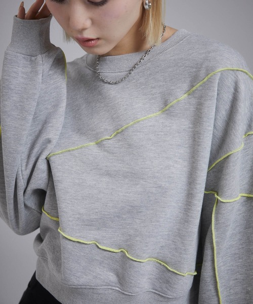 ENVYM(アンビー)の「バイカラーステッチスウェットPO(スウェット・レディース・ブラック/グレー/ダークグレー・FREE)」の8枚目の写真