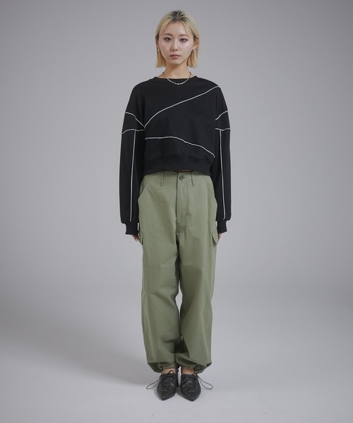 ENVYM(アンビー)の「バイカラーステッチスウェットPO(スウェット・レディース・ブラック/グレー/ダークグレー・FREE)」の20枚目の写真