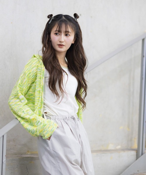 GLOBAL WORK(グローバルワーク)の「フードニットZIPカーデ/AND YUA ANY/321118(カーディガン/ボレロ・キッズ・ライトブルー/ブラック/ライム・FREE)」の8枚目の写真