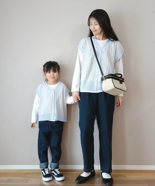 ikka(イッカ)の「【雑誌InRed4月号掲載】サイドボタンニットベストアンサンブル【2点セット/親子コーデ】(ニット/セーター・レディース・スカイブルー/ミント/ネイビー/ベージュ/モカ・M/L/S)」の11枚目の写真