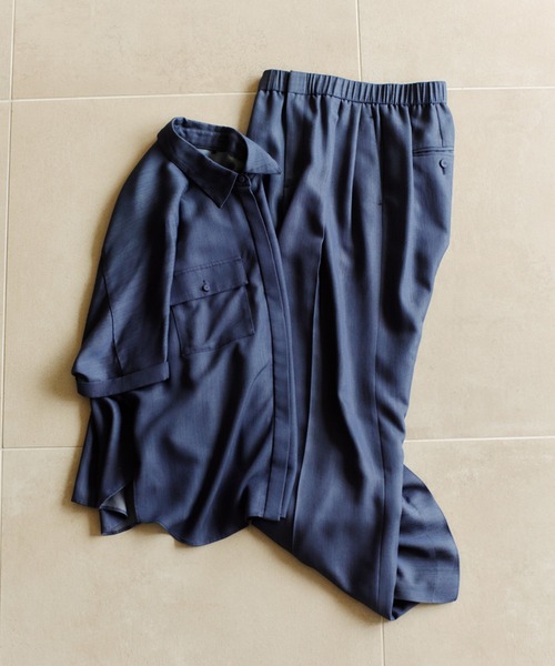 ROPE'（ロペ）の「【洗える・カセット服・新色追加】バックサテンイージーワイドパンツ/お仕事・通勤・セットアップ対応（その他パンツ・レディース・ベージュ/ネイビー/ブルー系その他/ブラック・36/38）」の18枚目の写真