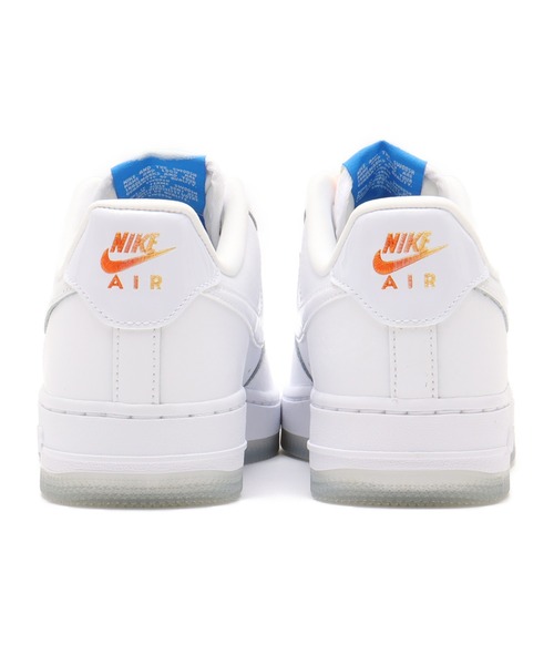 NIKE(ナイキ)の「NIKE WMNS AIR FORCE 1 '07 LX / ナイキ ウィメンズ エア フォース 1 '07 LX 【SP】(スニーカー・レディース・ホワイト・24.0cm/23.0cm/24.5cm/23.5cm/25.0cm)」の4枚目の写真