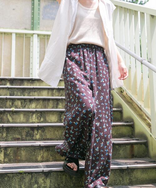 ITEMS URBANRESEARCH(アイテムズ アーバンリサーチ)の「『Sサイズあり』『洗濯可』リネンレーヨンワイドパンツ(その他パンツ・レディース・グリーン/ブラック/ブラック系その他/ライトベージュ/ブルー系その他/ホワイト系その他・MEDIUM/SMALL)」の11枚目の写真