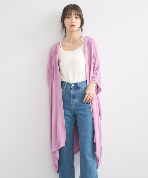 earth music&ecology(アースミュージックアンドエコロジー)の「レーヨンビッグシャツチュニック(チュニック・レディース・グリーン系その他3/パープル/ブルー/オフホワイト/ブラック・FREE)」の5枚目の写真
