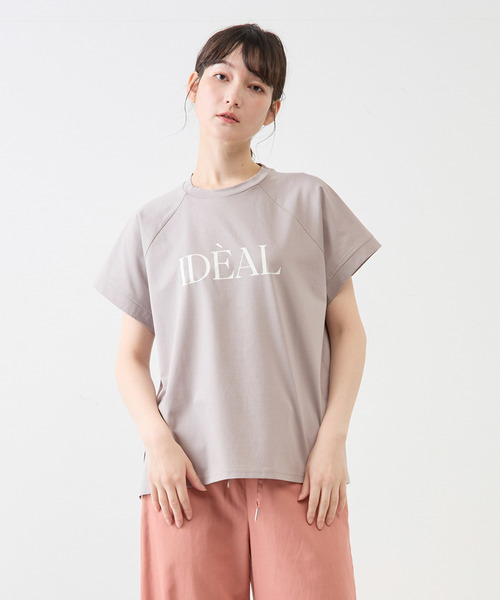 MELROSE claire（メルローズ クレール）の「ラグランロゴTシャツ（Tシャツ/カットソー・レディース・グレイッシュベージュ/オフホワイト/ブラック・FREE）」の3枚目の写真