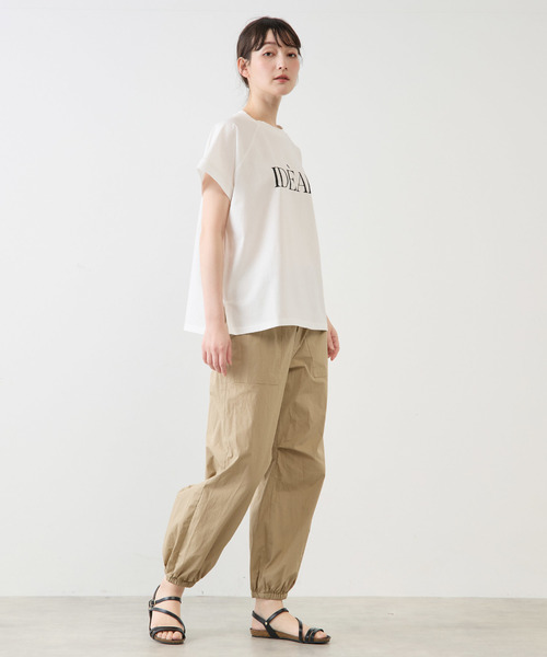 MELROSE claire（メルローズ クレール）の「ラグランロゴTシャツ（Tシャツ/カットソー・レディース・グレイッシュベージュ/オフホワイト/ブラック・FREE）」の8枚目の写真