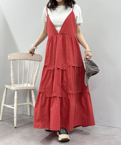 w closet（ダブルクローゼット）の「タックティアードキャミワンピース（ワンピース・レディース・ピンク/ブラック系その他/ブラック/レッド/オフホワイト・FREE）」の5枚目の写真