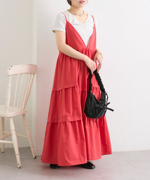 w closet（ダブルクローゼット）の「タックティアードキャミワンピース（ワンピース・レディース・ピンク/ブラック系その他/ブラック/レッド/オフホワイト・FREE）」の7枚目の写真