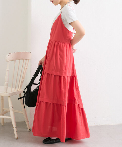 w closet（ダブルクローゼット）の「タックティアードキャミワンピース（ワンピース・レディース・ピンク/ブラック系その他/ブラック/レッド/オフホワイト・FREE）」の9枚目の写真